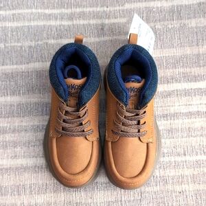 NWT Toddler Hiking Boots